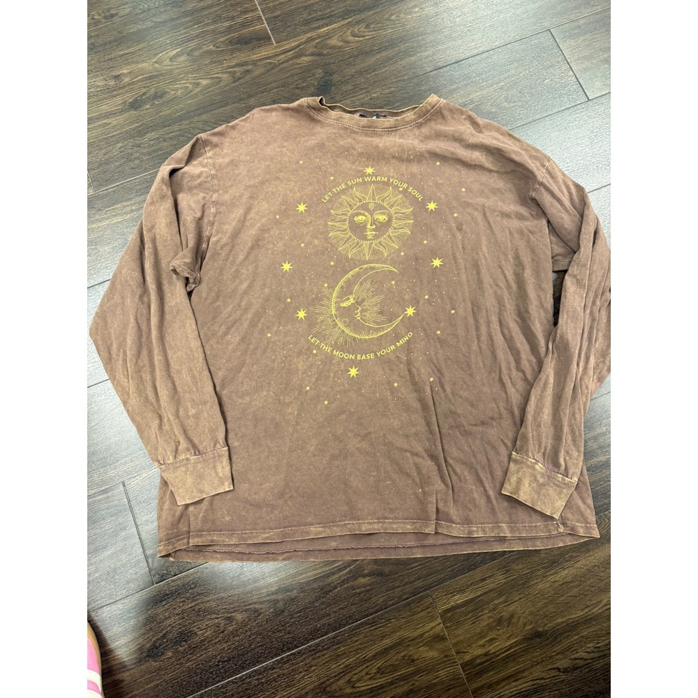 Fashion Nova Celestial Sun & Moon Mineral Wash Long Sleeve Tee — Size M